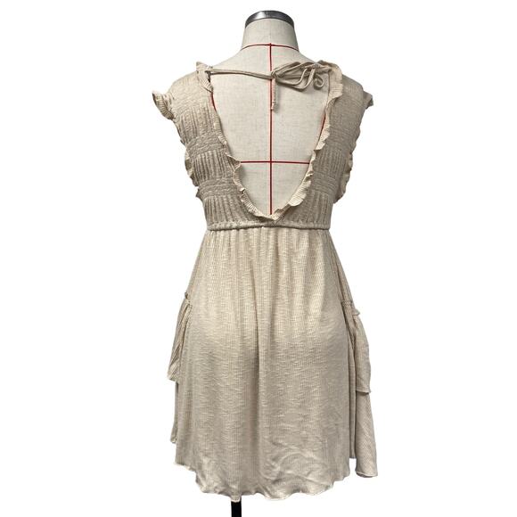 Pull & Bear Womens Size M Deep V Ribbed Ruffle Trim Top - Picture 3 of 5